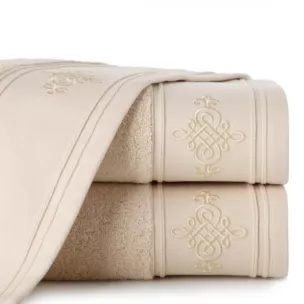 Ręcznik kąpielowy 50x90 cm bawełniany kolor beżowy z bordiurą zdobioną ornamentowym haftem 600 g/m2 KLAS 2