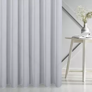 Firana szyta na taśmie 5 cm srebrna z delikatnej, miękkiej w dotyku żorżety, wykończonej obciążnikiem