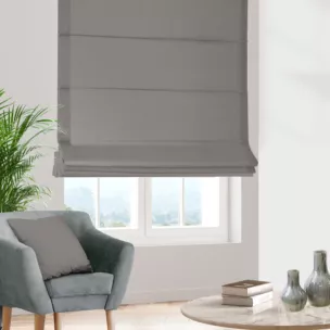 Roleta rzymska popielata z gładkiej tkaniny zaciemniającej typu dimout