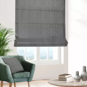 Roleta rzymska grafitowa z tkaniny welwetowej w pionowe prążki, wykończona obciążnikiem