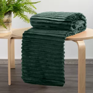 Koc flano 150x200 cm ciemnozielony zdobiony wytłaczanym wzorem z efektem 3D SOFT Design 91