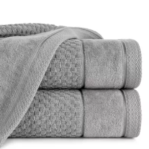 Ręcznik do rąk 30x50 cm bawełniany kolor srebrny o strukturze krateczki z szeroką welurową bordiurą 500 g/m2 FRIDA