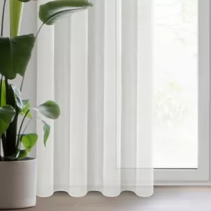 Firana kremowa z gładkiego mlecznego woalu wykończona szwem obciążającym VIOLET 400x245 cm taśma