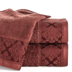 Ręcznik kąpielowy 50x90 cm bawełniany kolor ceglasty z żakardowym wzorem ornamentów 500 g/m2 SARA