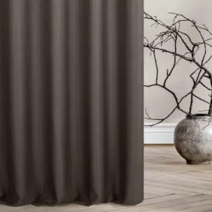 Zasłona szyta na taśmie 5 cm brązowa z tkaniny w stylu eko o naturalnym splocie