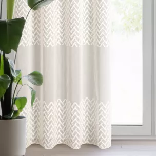 Firana beżowa zdobiona puszystą aplikacją 140x250 cm przelotka ESTER