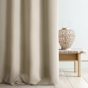Zasłona szyta na taśmie 5 cm kremowa z gładkiej tkaniny zaciemniającej typu dimout
