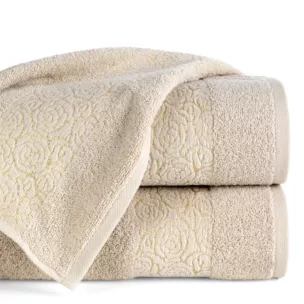 Ręcznik kąpielowy 50x90 cm bawełniany kolor beżowy zdobiony wytłaczanym motywem róż z dodatkiem błyszczącej nici IRIS