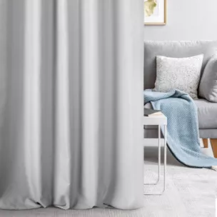 Zasłona szyta na taśmie 5 cm JULIETT srebrna z eleganckiej połyskującej tkaniny przetykanej lureksową nicią