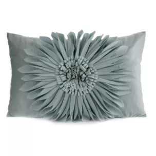 Poszewka na poduszkę 30 x 50 cm z welwetu kolor miętowy zdobiona dużym kwiatem 3D FLORES 3
