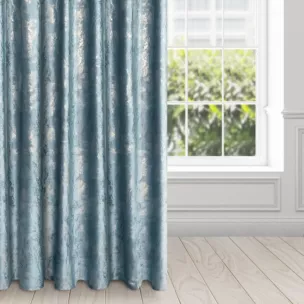 Zasłona KORNELIA z miękkiej welwetowej tkaniny zdobiona szampańskim nadrukiem przypominającym marmur