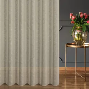 Firana szyta na flexach kremowa z matowej grubej etaminy wykończonej obciążnikiem