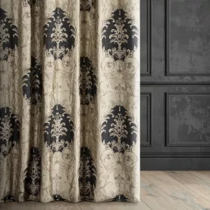 Zasłona szyta na taśmie 5 cm BRANDON beżowo czarna z wyrazistym ornamentowym wzorem
