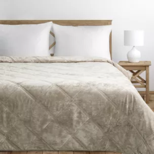 Narzuta welwetowa beżowa 220x240 cm zdobiona pikowaniem hot press w romby