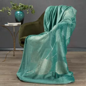 Koc flano 150x200 cm turkusowy miękki i miły w dotyku z błyszczącym nadrukiem z motywem liści eukaliptusa GINKO 2 Eurofirany Premium
