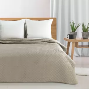 Narzuta welwetowa beżowa 220x240 cm pikowana metodą hot press z motywem rybiej łuski ARIEL Eurofirany Classic