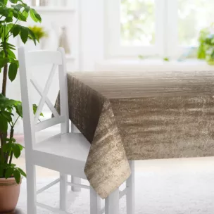 Obrus szyty beżowy z miękkiej tkaniny welwetowej z efektem kreszowania