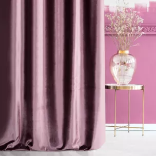 Zasłona szyta na taśmie 5 cm SAFARI liliowa z miękkiej welwetowej tkaniny z połyskiem