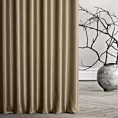 Zasłona szyta na taśmie 5 cm jasnobrązowa z tkaniny trudnopalnej, zaciemniającej, typu blackout