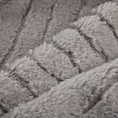 Koc 150x200 cm srebrny, z miękkiej tkaniny futerkowej z efektem 3D KATE