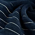 Ręcznik kąpielowy 50x90 cm kolor granatowy zdobiony prążkami z błyszczącej nici 500 g/m2 LUNARI
