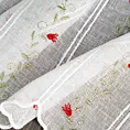 Tkanina firanowa zazdrostka zdobiona haftem drobnych kwiatuszków