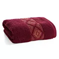 Ręcznik kąpielowy 50x90 cm bawełniany kolor bordowy przetykany błyszczącą nicią w geometryczny wzór 500 g/m2 AZARI