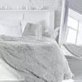 Narzuta LETTIE z miękkiego i przyjemnego w dotyku ekologicznego futerka z długim włosem