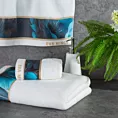 Ręcznik kąpielowy 50x90 cm bawełniany kolor biały,niebieski z designerską bordiurą 500 g/m2 Eva Minge