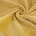 Ręcznik do rąk 30x50 cm bawełniany kolor musztardowy o strukturze krateczki z szeroką welurową bordiurą 500 g/m2 FRIDA