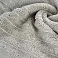Ręcznik kąpielowy 50x90 cm kolor srebrny zdobiony prążkami z błyszczącej nici 500 g/m2 LUNARI