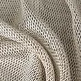 Firana szyta na flexach ciemnobeżowa z siateczkowej tkaniny o naturalnym splocie i delikatnym połysku, wykończona obciążnikiem