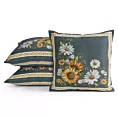 Poszewka na poduszkę 45x45 cm bawełniana, gobelinowa ciemnoturkusowa z kwiatowym motywem GOB
