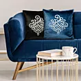 Poszewka welwetowa ROYAL 3 z srebrnym ornamentem