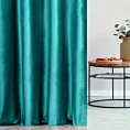 Zasłona szyta na taśmie 5 cm ciemnoturkusowa z tkaniny welwetowej w pionowe prążki, wykończona obciążnikiem