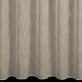Firana szyta na taśmie 5 cm beżowa z delikantej, lejącej tkaniny z efektem deszczyku w postaci pionowych, nieregularnych linii, wykończona obciążnikiem