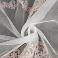 Firana szyta na taśmie 5 cm biało różowa z matowej batystowej tkaniny ozdobionej ornamentowym haftem