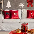 Poszewka na poduszkę 45x45 cm welwetowa kolor czerwony z haftem z samochodem z choinką