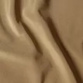 Roleta rzymska ciemnobeżowa z gładkiej tkaniny z delikatnym połyskiem