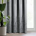 Zasłona welwetowa popielata z przecieranym wzorem 140x270 cm taśma - MIRELA