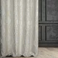 Zasłona szyta na taśmie 8 cm kremowo srebrna z szenilowej tkaniny w klasyczny wzór ornamentowy przetykany błyszczącą nicią Italissima Eva Minge