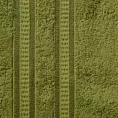 Ręcznik kąpielowy 70x140 cm bambusowy kolor oliwkowy zdobiony bordiurą w pasy 500 g/m2 MILA