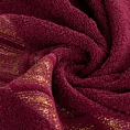 Ręcznik kąpielowy 50x90 cm bawełniany kolor bordowy przetykany błyszczącą nicią w geometryczny wzór 500 g/m2 AZARI