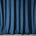 Komplet 2 szt. zasłon granatowych z welwetowej tkaniny 140x250 cm przelotki - DARLA