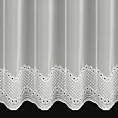 Tkanina firanowa delikatna siateczka ozdobiona ażurowym haftem
