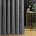 Zasłona szyta na taśmie 5 cm grafitowa z tkaniny welwetowej w pionowe prążki, wykończona obciążnikiem