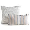 Poszewka na poduszkę 50x50 cm bawełniana z dodatkiem lnu beżowo, srebrna zdobiona wzorem ornamentu  LEN