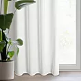 Firana biała z tkaniny szyfonowej zdobiona delikatnymi prążkami 135x250 cm przelotka ROSSI