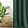 Zasłona ciemnozielona z gładkiej tkaniny zaciemniającej typu - BLACKOUT 135x250 cm przelotka - PARISA - Design 91