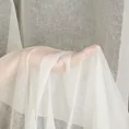 Firana szyta na przelotkach kremowa z miękkiej, matowej tkaniny nie wymagającej prasowania, z efektem kreszowania